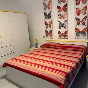 5/6 Beds Appartamento Porto Azzurro